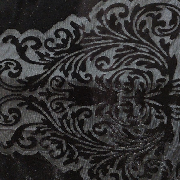 Black Velvet Gypsies and Moondust Top - Picture 3 of 7